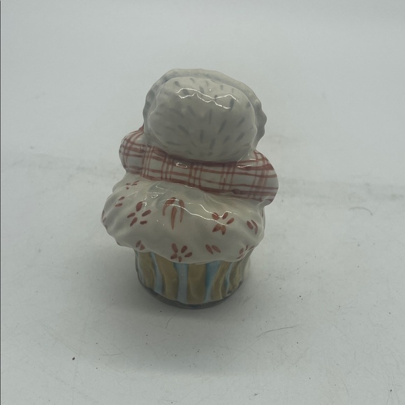 Vintage Beatrix Potter Mrs. Tiggy Winkle Figurine - Picture 4 of 5